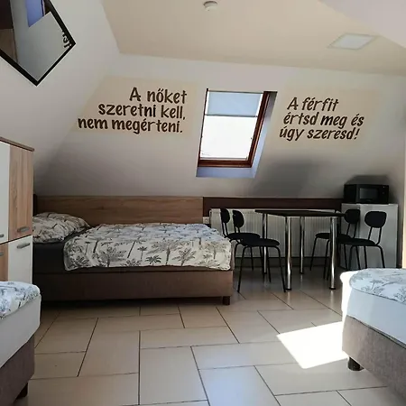 Roma Apartmanhaz Lejlighed