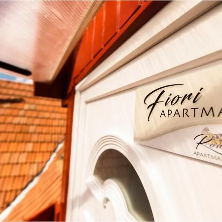 Roma Apartmanhaz شقة