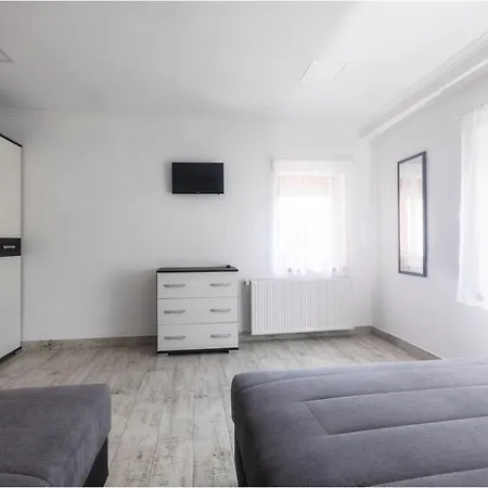 شقة Roma Apartmanhaz Bogács