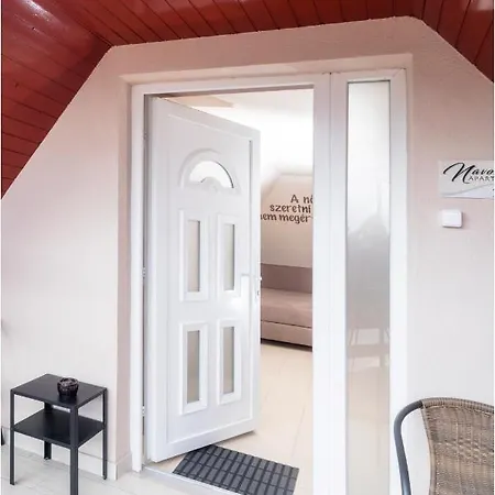 Roma Apartmanhaz Διαμέρισμα *