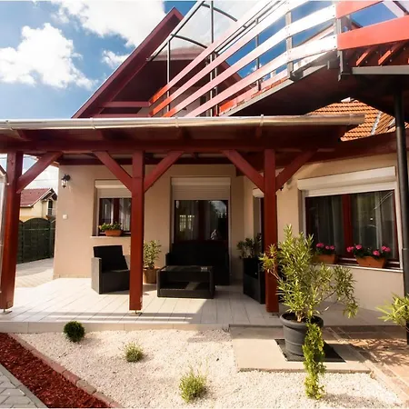 شقة Roma Apartmanhaz Bogács