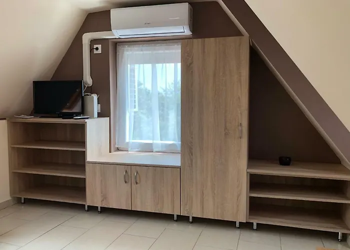 Lägenhet Roma Apartmanhaz