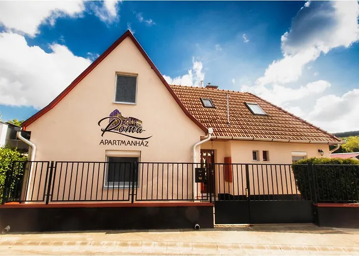 Lägenhet Roma Apartmanhaz Bogács