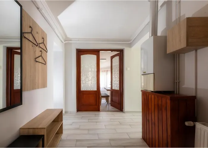 Roma Apartmanhaz Bogacs