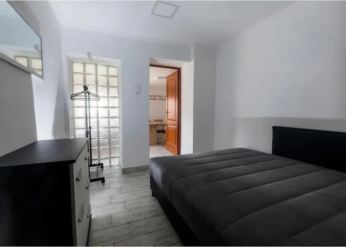 Roma Apartmanhaz Lägenhet