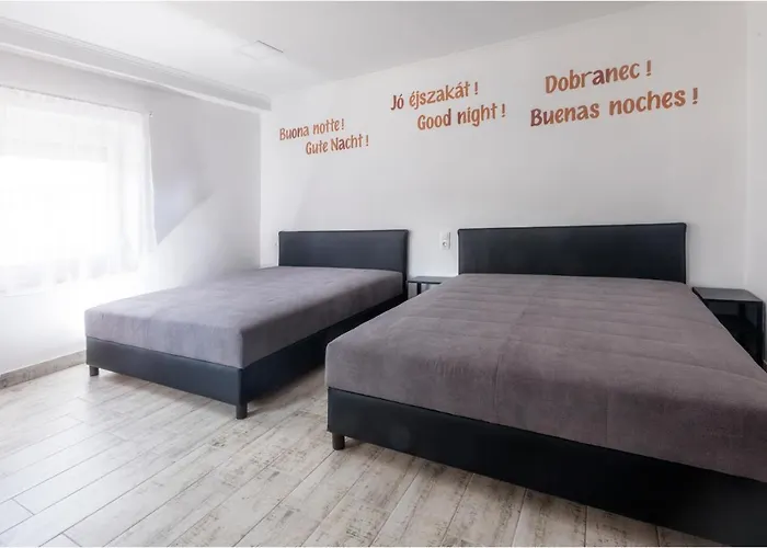 Roma Apartmanhaz Lägenhet Bogács