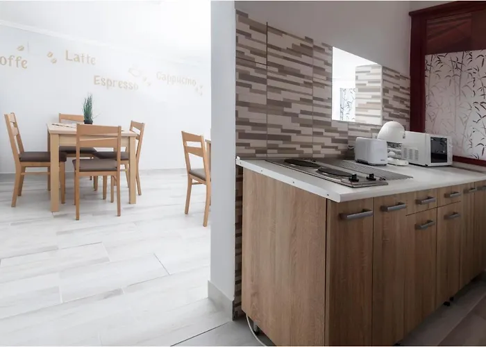 Lägenhet Roma Apartmanhaz