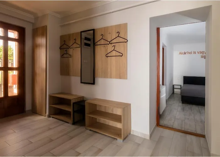 Roma Apartmanhaz * Bogács