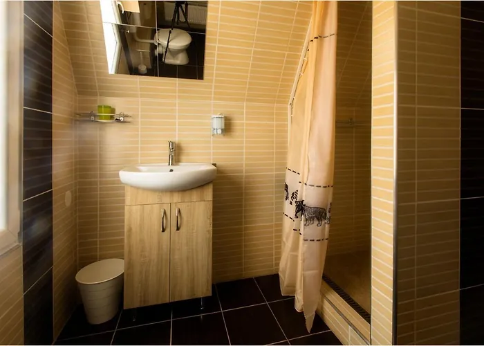 Roma Apartmanhaz Lägenhet *